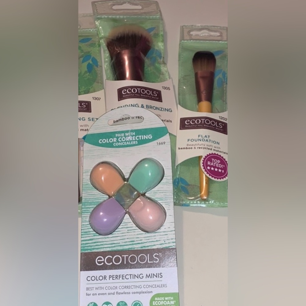 EcoTools Makeup Brushes and Sponges Bundle